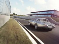 Jaguar Lightweight E-Type (2015) - picture 2 of 4