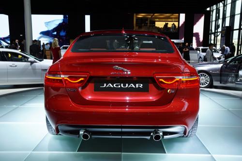 Jaguar XE Paris (2014) - picture 8 of 8