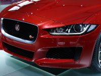 Jaguar XE Paris (2014)