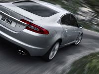 Jaguar XF Diesel S (2010) - picture 3 of 12