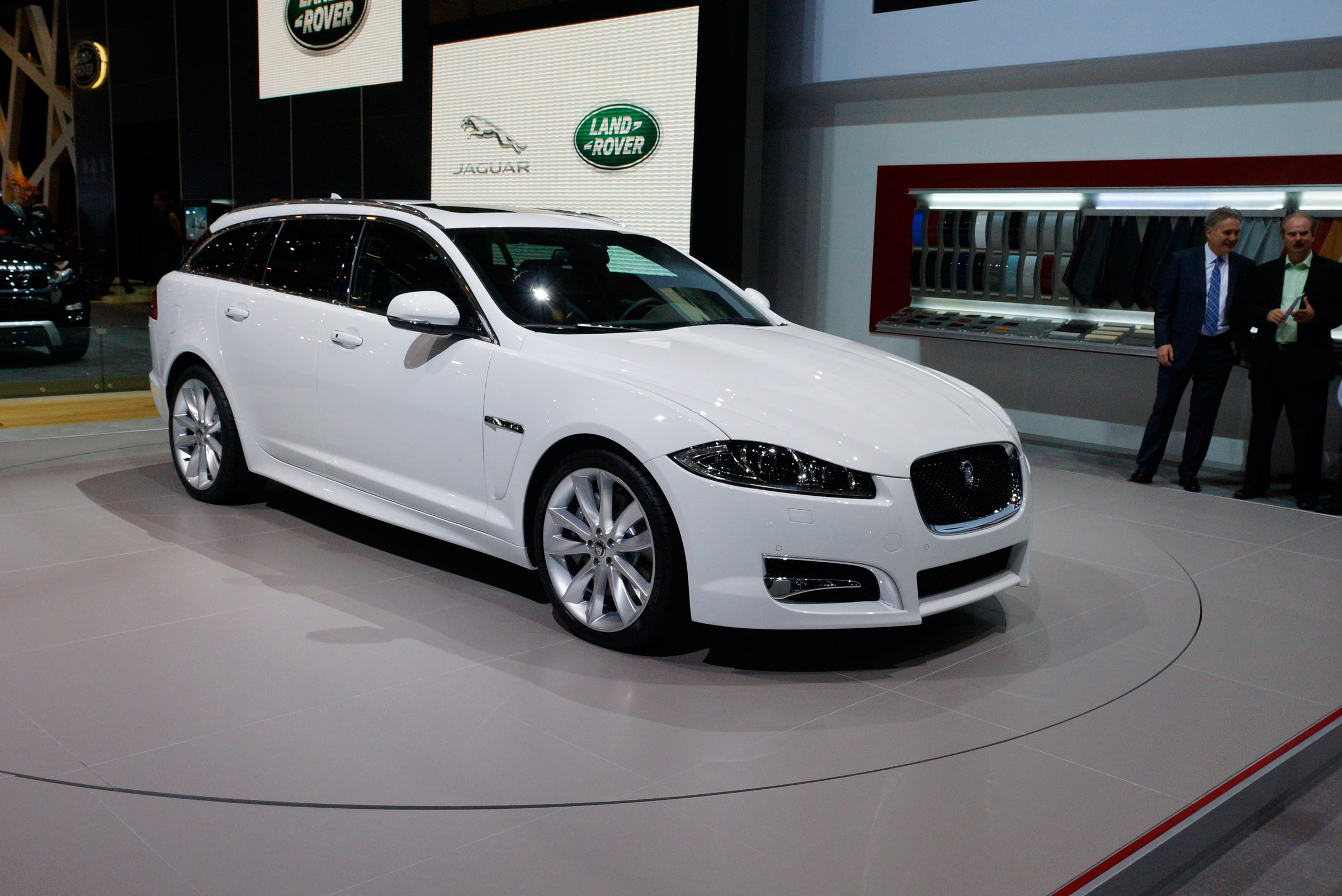 Jaguar XF Sportbrake Geneva