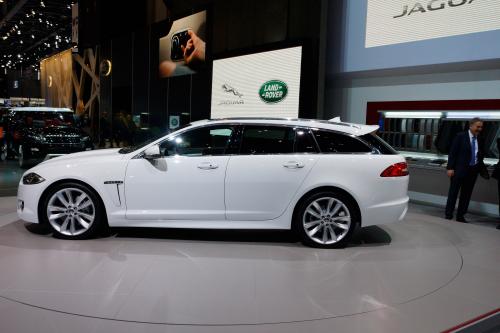 Jaguar XF Sportbrake Geneva (2012) - picture 1 of 4