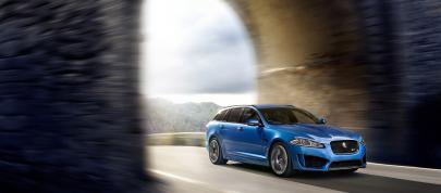 Jaguar XFR-S Sportbrake (2014) - picture 4 of 22