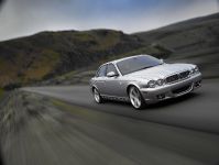 Jaguar XJ (2008) - picture 6 of 7