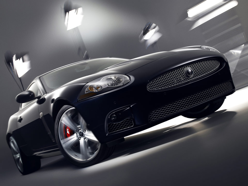 Jaguar XKR Portfolio