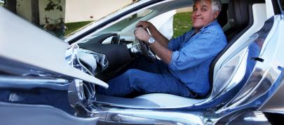 Jay Leno and Jaguar C-X75 Concept (2010) - picture 7 of 16