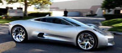 Jay Leno and Jaguar C-X75 Concept (2010) - picture 12 of 16