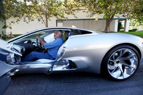 Jay Leno and Jaguar C-X75 Concept (2010) - picture 8 of 16