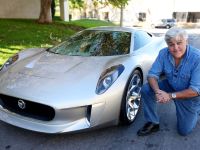 Jay Leno and Jaguar C-X75 Concept (2010) - picture 3 of 16