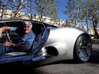 Jay Leno and Jaguar C-X75 Concept (2010) - picture 4 of 16