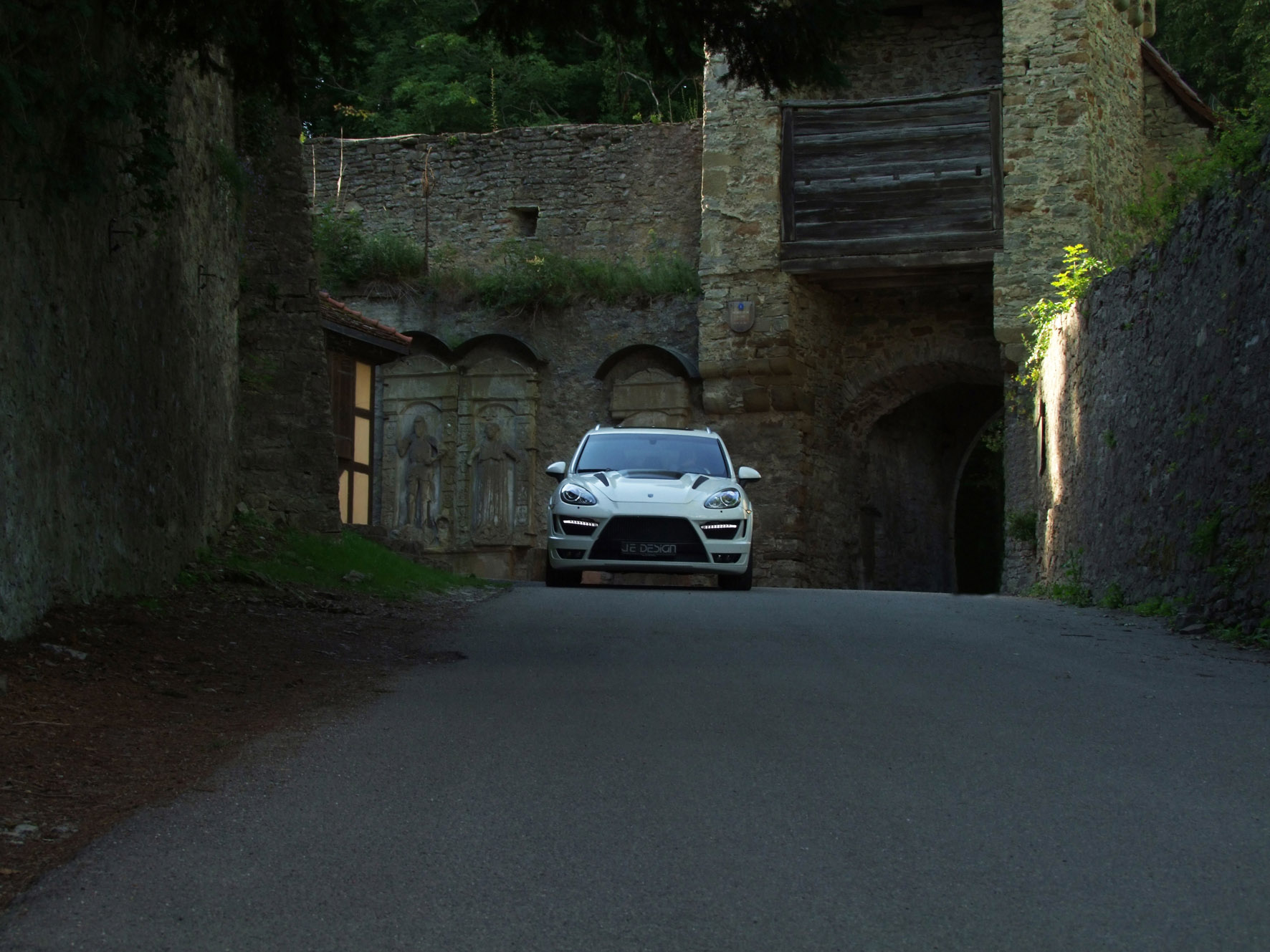 JE Design Porsche Cayenne Progressor