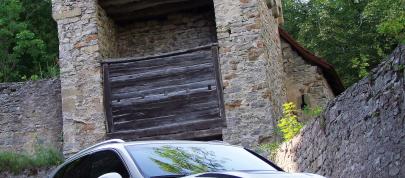 JE Design Porsche Cayenne Progressor (2012) - picture 7 of 17