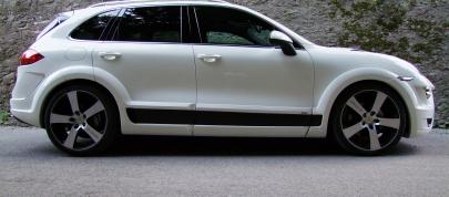 JE Design Porsche Cayenne Progressor (2012) - picture 12 of 17