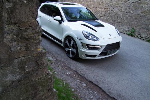 JE Design Porsche Cayenne Progressor (2012) - picture 8 of 17