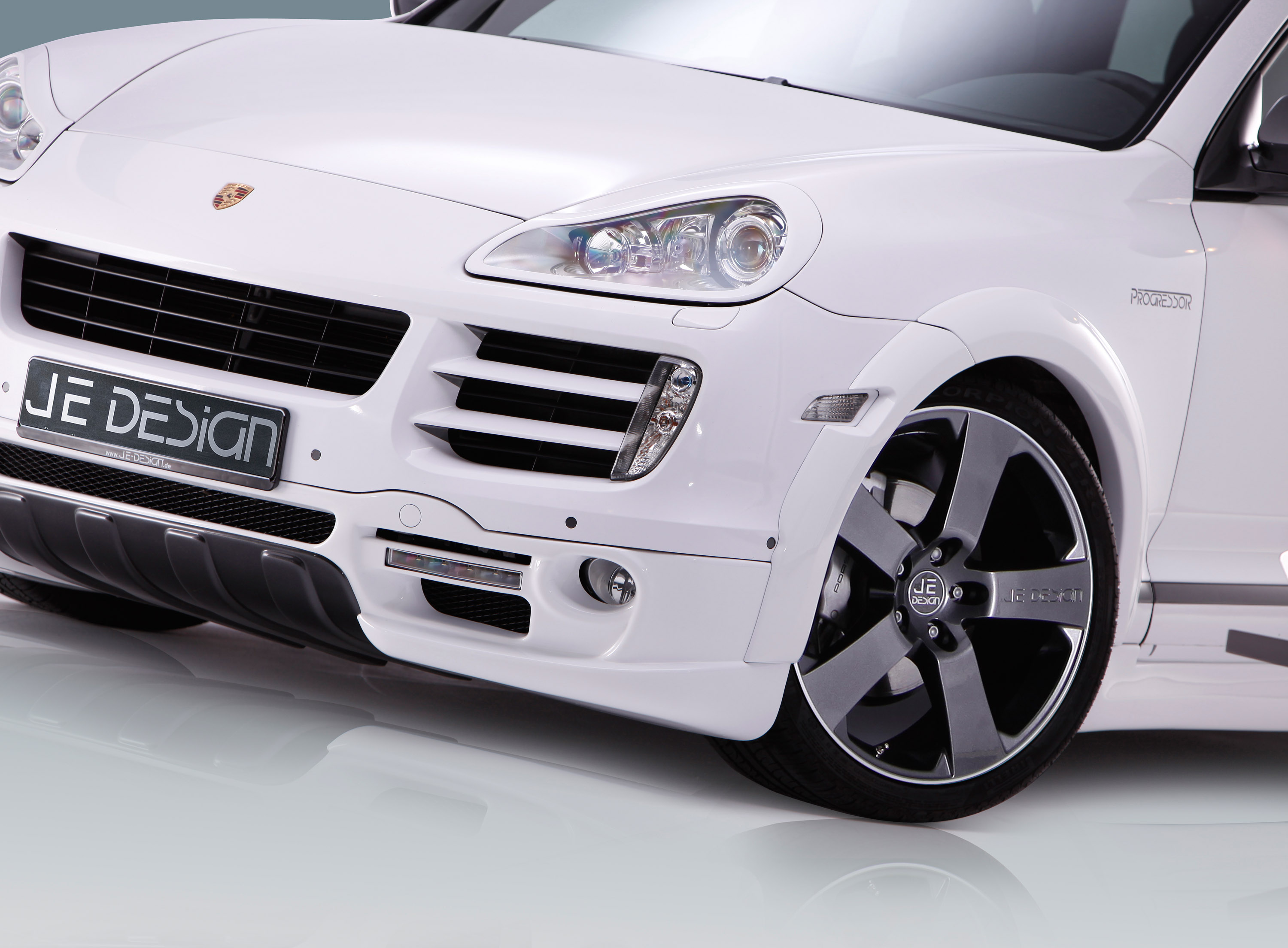 JE Design Porsche Cayenne Progressor