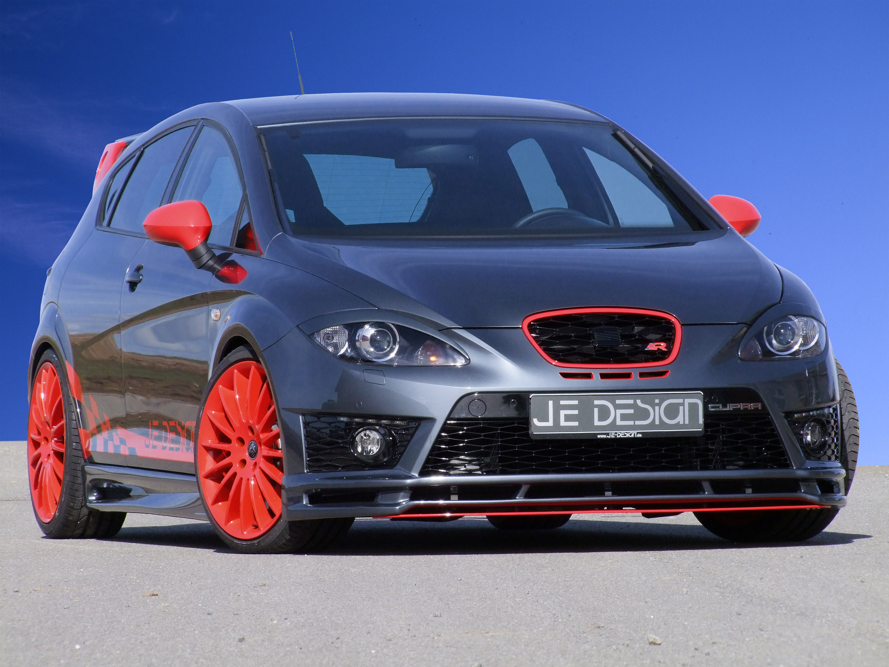 Seat Leon 5F FR Widebody from JE now with adjustable rear wing