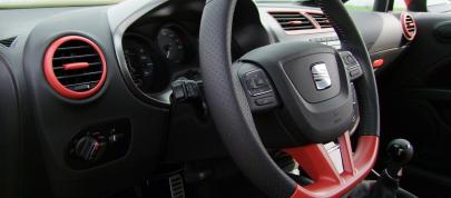 JE DESIGN Seat Leon Cupra R (2010) - picture 4 of 10
