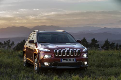 Jeep Cherokee Limited (2014) - picture 1 of 19