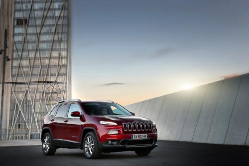 Jeep Cherokee Limited (2014) - picture 8 of 19