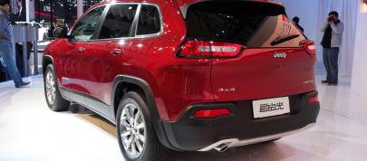 Jeep Cherokee Shanghai (2013) - picture 4 of 6