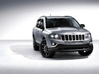 Jeep Compass Black Edition (2012) - picture 1 of 3