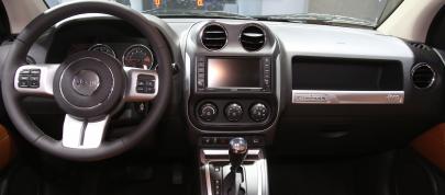 Jeep Compass Detroit (2013) - picture 4 of 4