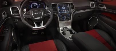 Jeep Grand Cherokee SRT Red Vapor Special Edition (2014) - picture 4 of 9