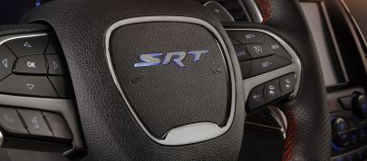 Jeep Grand Cherokee SRT Red Vapor Special Edition (2014) - picture 7 of 9