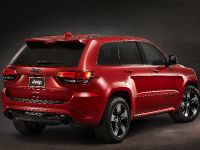 Jeep Grand Cherokee SRT Red Vapor Special Edition (2014) - picture 3 of 9