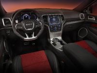Jeep Grand Cherokee SRT Red Vapor Special Edition (2014) - picture 4 of 9