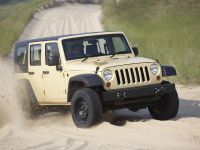 Jeep J8 (2007) - picture 2 of 4