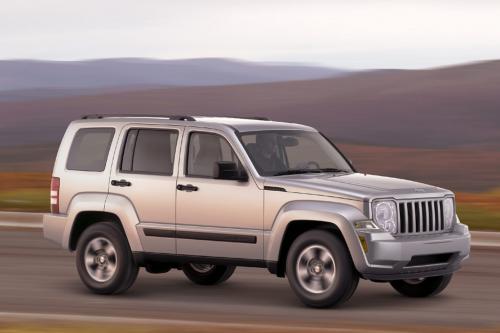 Jeep Liberty (2008) - picture 1 of 5