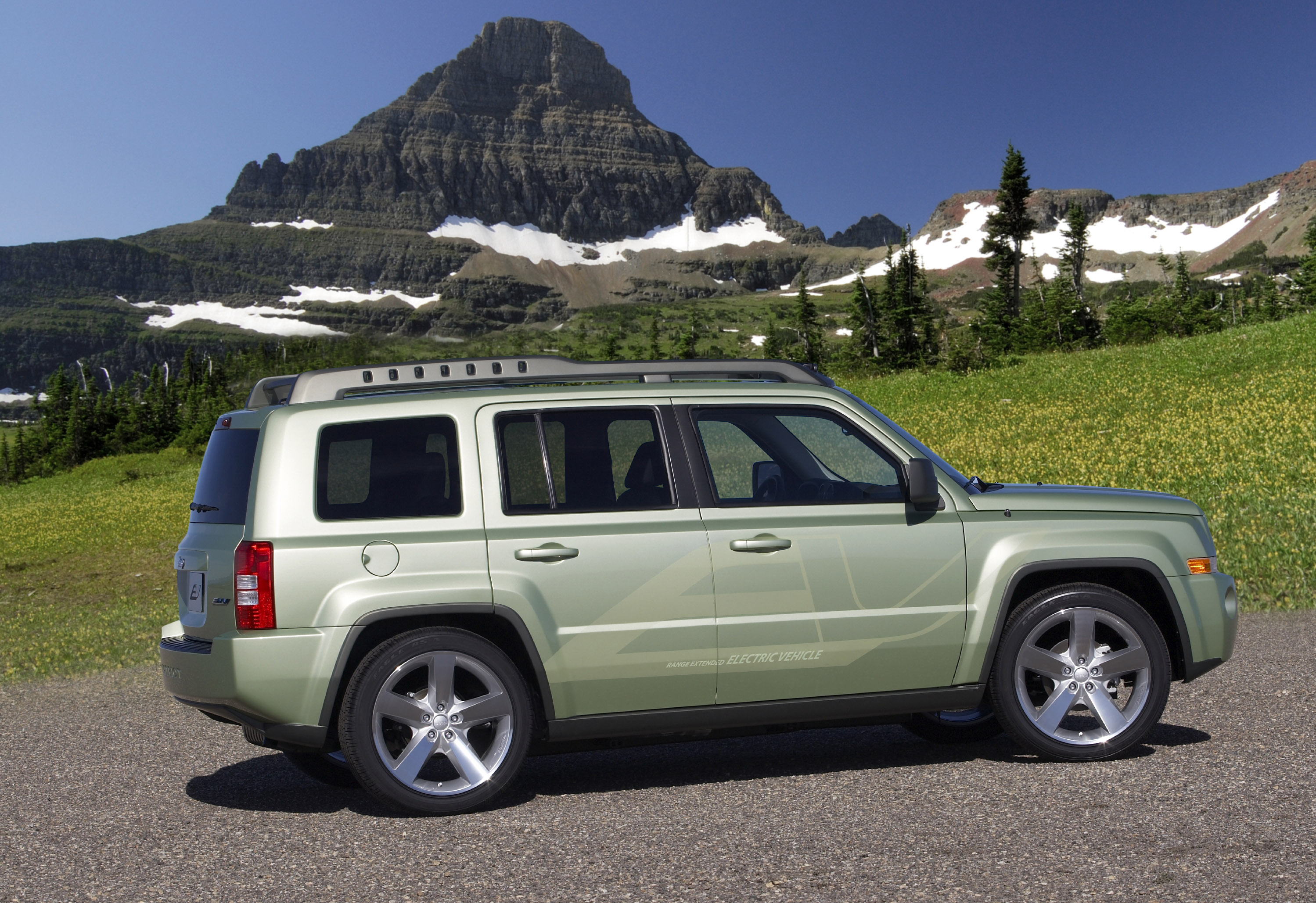 Jeep Patriot EV