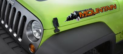 Jeep Wrangler Mountain (2012) - picture 4 of 5