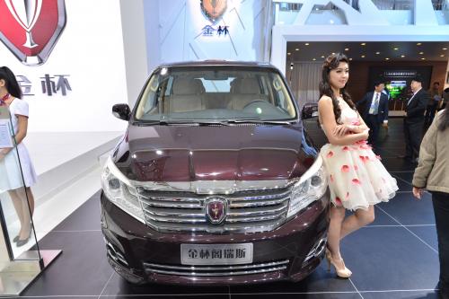 Jinbei Van Shanghai (2013) - picture 1 of 6