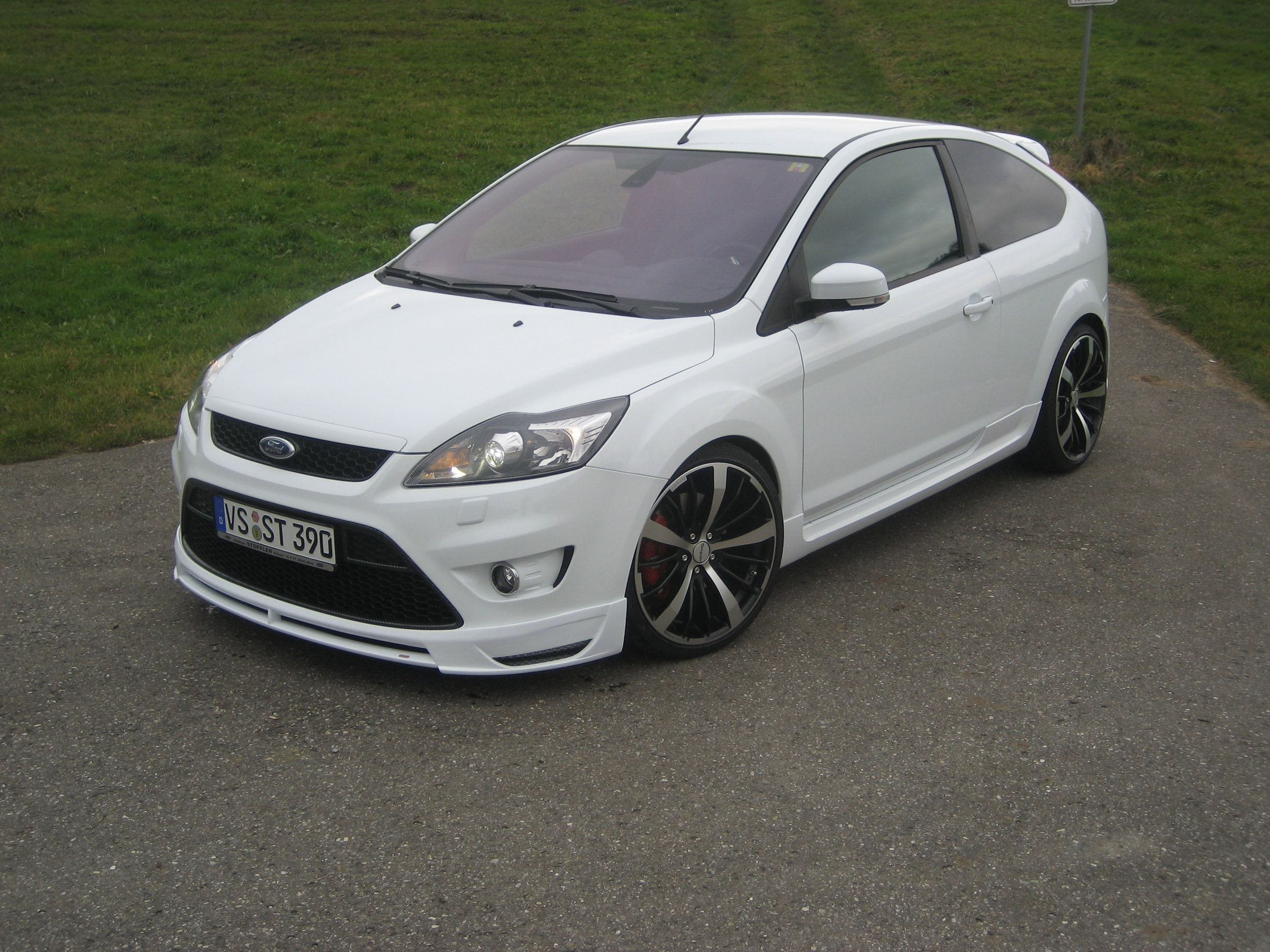 Ford Focus RS Mk2 Gets Some Fine Tuning From JMS