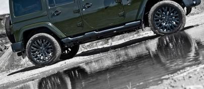 Kahn CJ 300 Expedition Jeep (2012) - picture 4 of 5