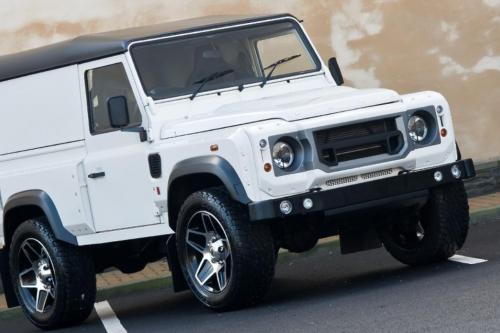 Kahn Design Land Rover Defender (2014) - picture 1 of 6