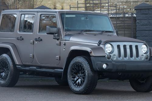 Kahn Jeep Wrangler Sahara Chelsea Truck Company CJ300 LE (2014) - picture 1 of 6