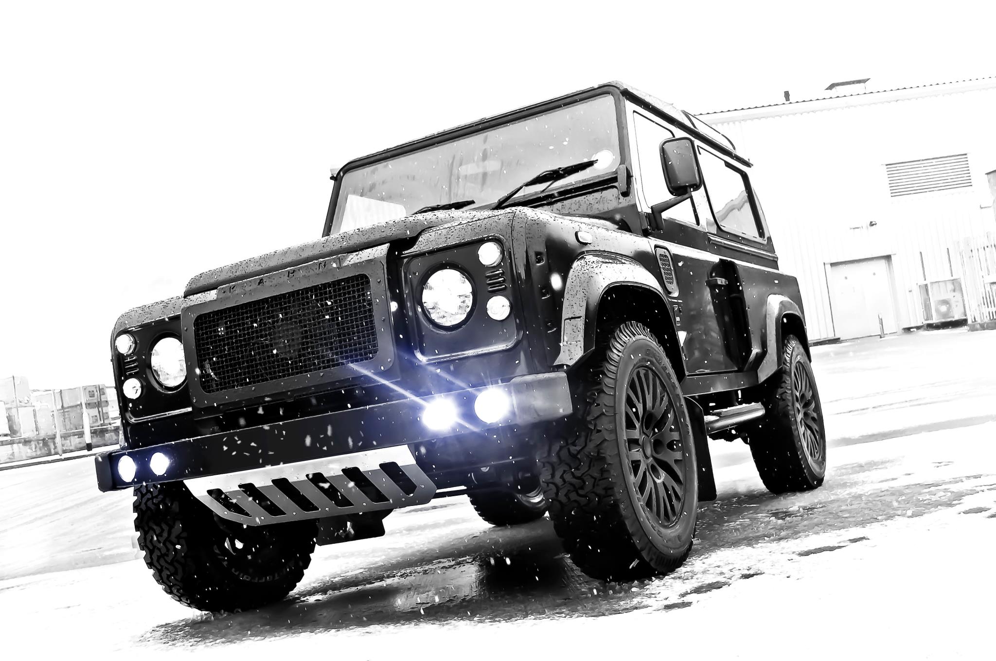 Kahn Land Rover Defender Wide Body Winter Edition