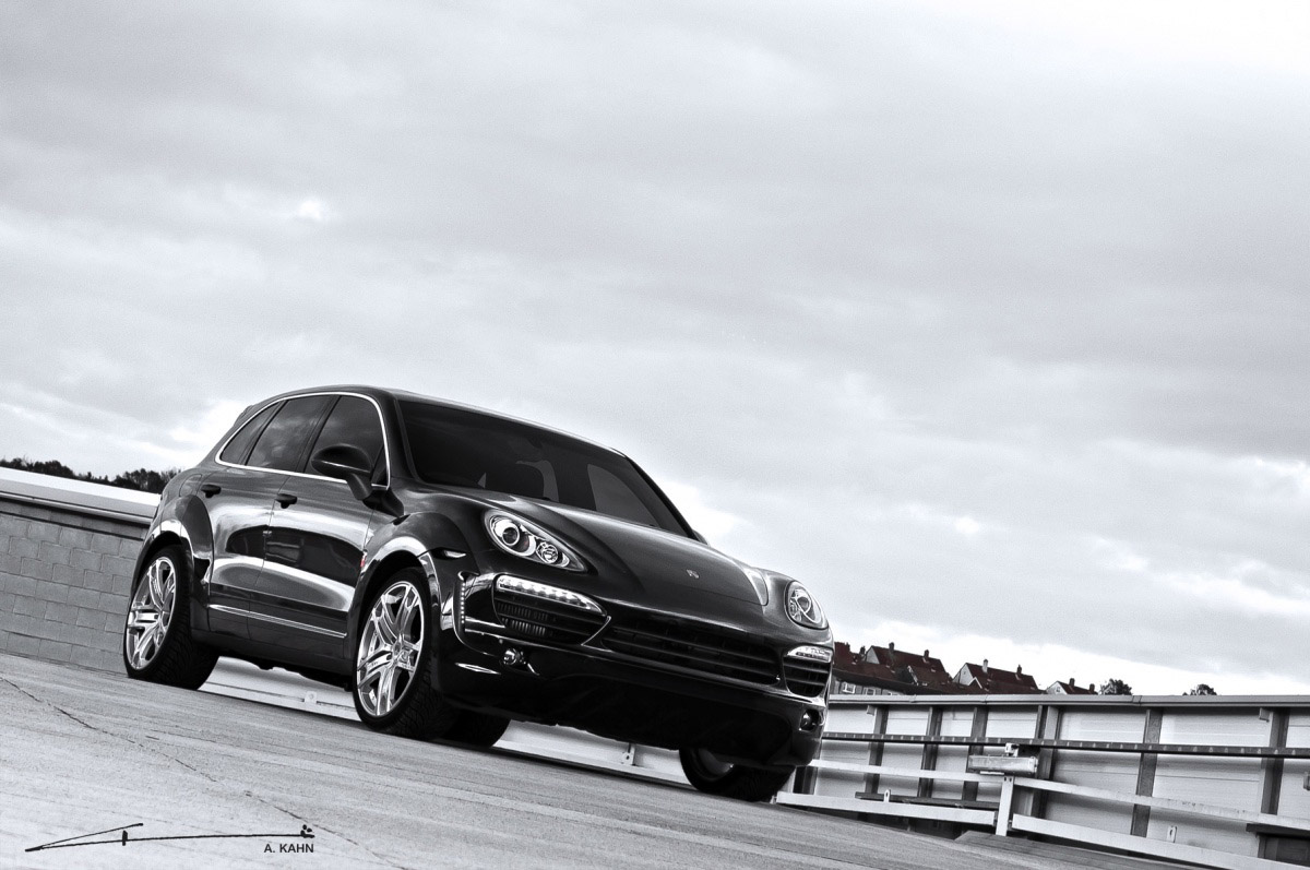 Kahn Porsche Cayenne Wide Track