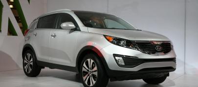 Kia at New York (2010) - picture 4 of 4