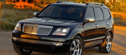 Kia Borrego Limited (2009) - picture 4 of 8