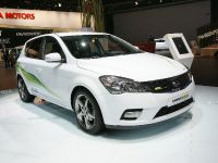 Kia ceed Hybrid Frankfurt (2011) - picture 2 of 3