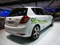 Kia ceed Hybrid Frankfurt (2011) - picture 3 of 3