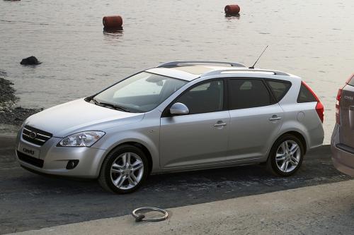 Kia Ceed Sporty Wagon (2008) - picture 1 of 3