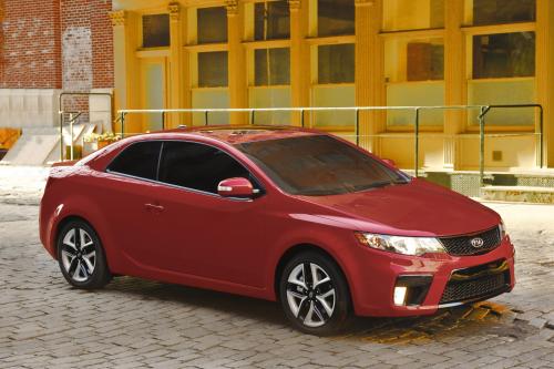 Kia Forte Koup (2010) - picture 9 of 19