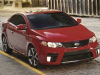 Kia Forte Koup (2010) - picture 8 of 19