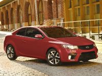 Kia Forte Koup (2010) - picture 10 of 19