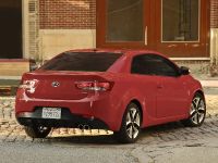 Kia Forte Koup (2010) - picture 13 of 19
